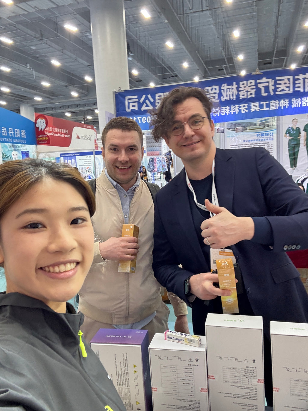Guangzhou Private Chinese–English Interpreter & Travel Assistant — 8 Hours