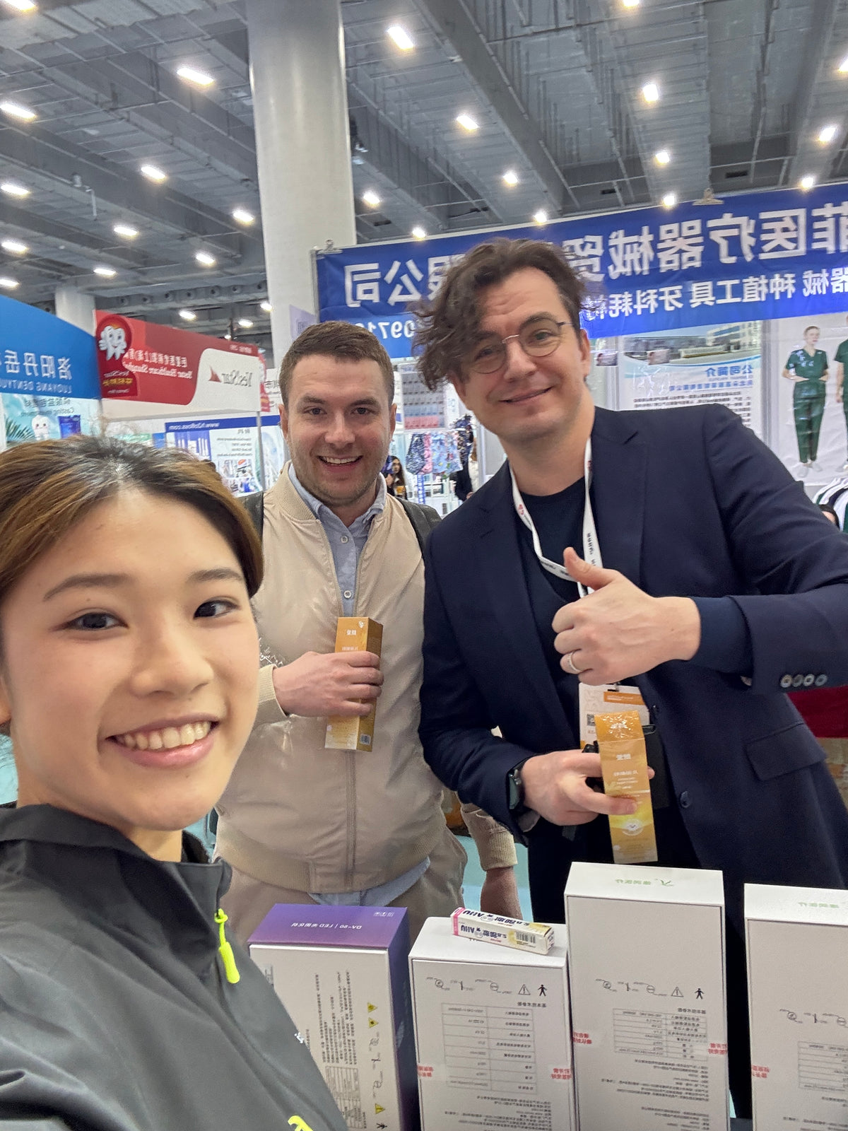 Guangzhou Private Chinese–English Interpreter & Travel Assistant — 8 Hours
